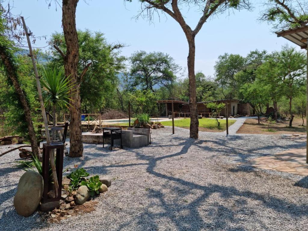 Crocodile Sands River Lodge Mbombela Exterior foto